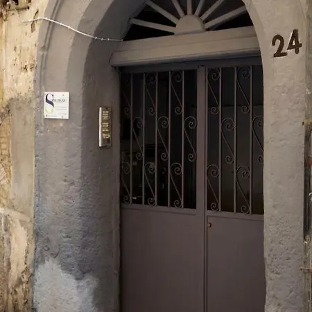 דירה Scugnizzo